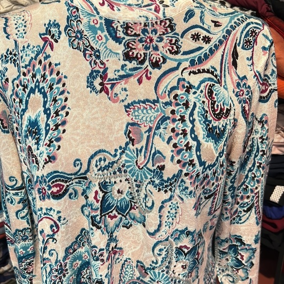 🪷 Chicos size 2 shirt 🪷 - Picture 6 of 11